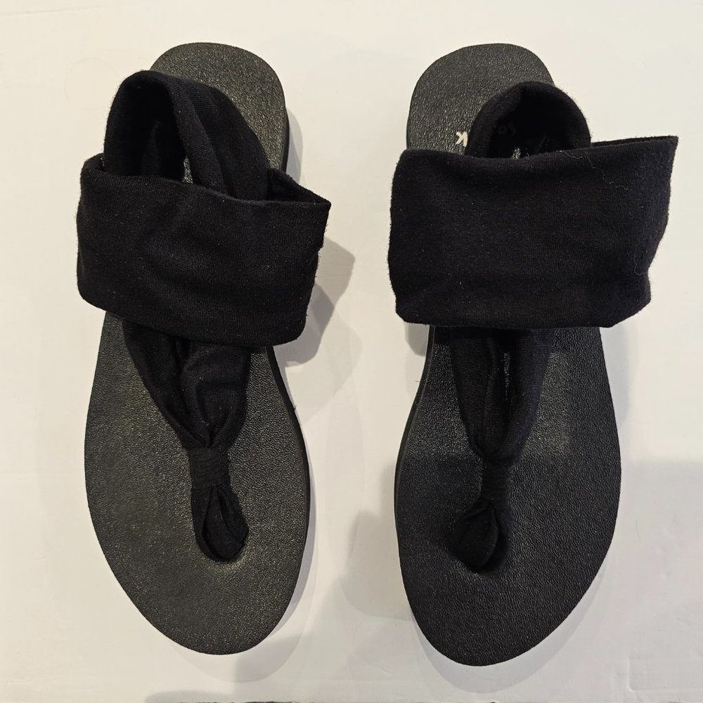 Black Sanuk Yoga Sling Wedge Sandals/Flip Flops, size 8
